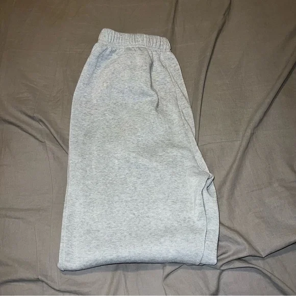 Grey Sweatpant - Picture 2 of 2